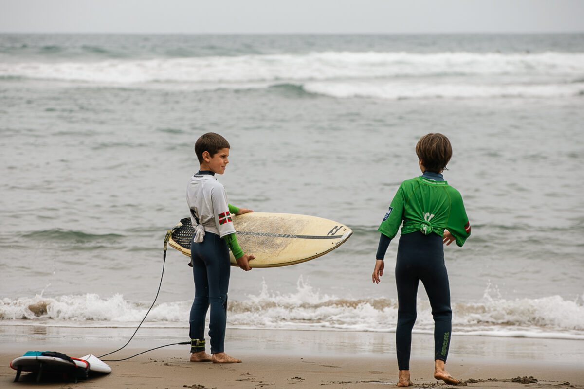 Sesión de entrenamiento surf